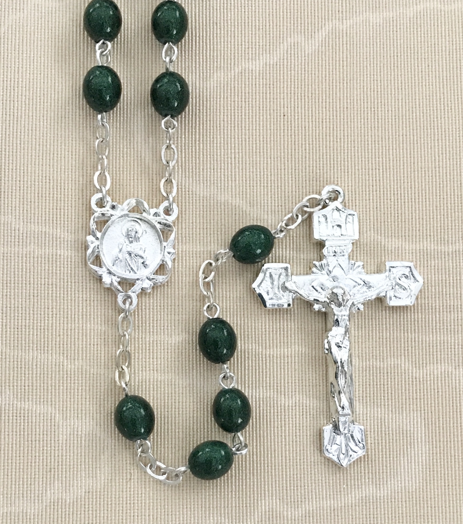 6x8mm EMERALD ROSARY WITH STERLING SILVER PLATED CRUCIFIX AND CENTER GIFT BOXED