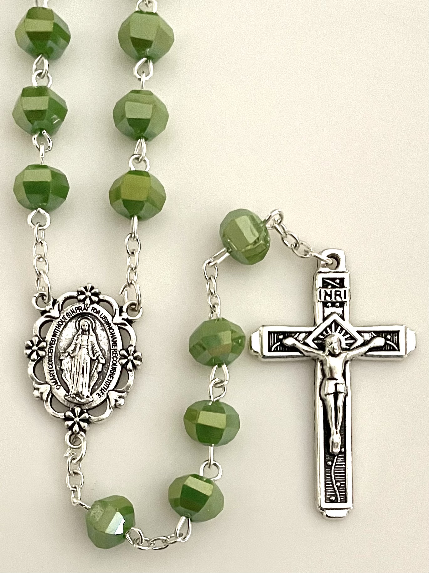 8x7mm TIN CUT EMERALD ROSARY WITH SILVER OXIDIZED CRUCIFIX AND CENTER GIFT BOXED 