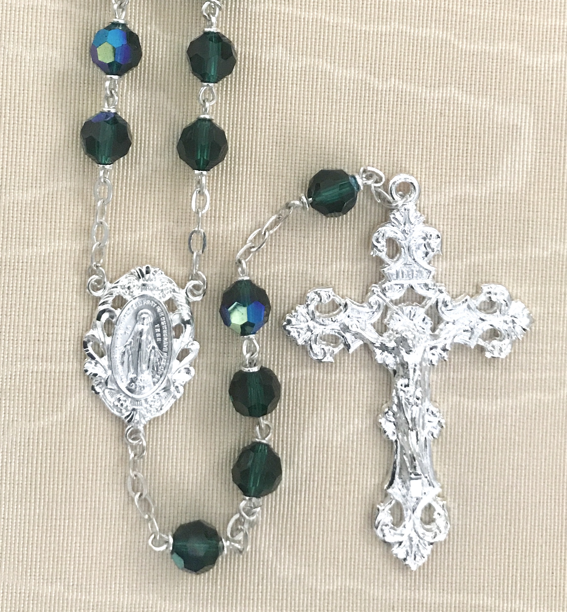 7mm ROUND EMERALD AB ROSARY WITH STERLING SILVER PLATED CENTER & CRUCIFIX GIFT BOXED