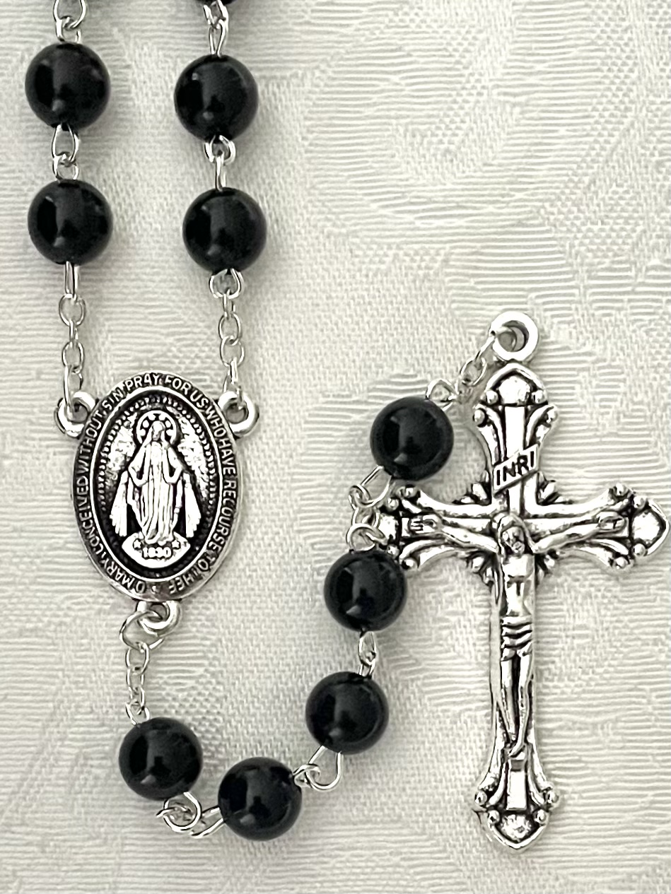 8mm BLACK ROSARY SILVER OXIDIZED CRUCIFIX AND CENTER