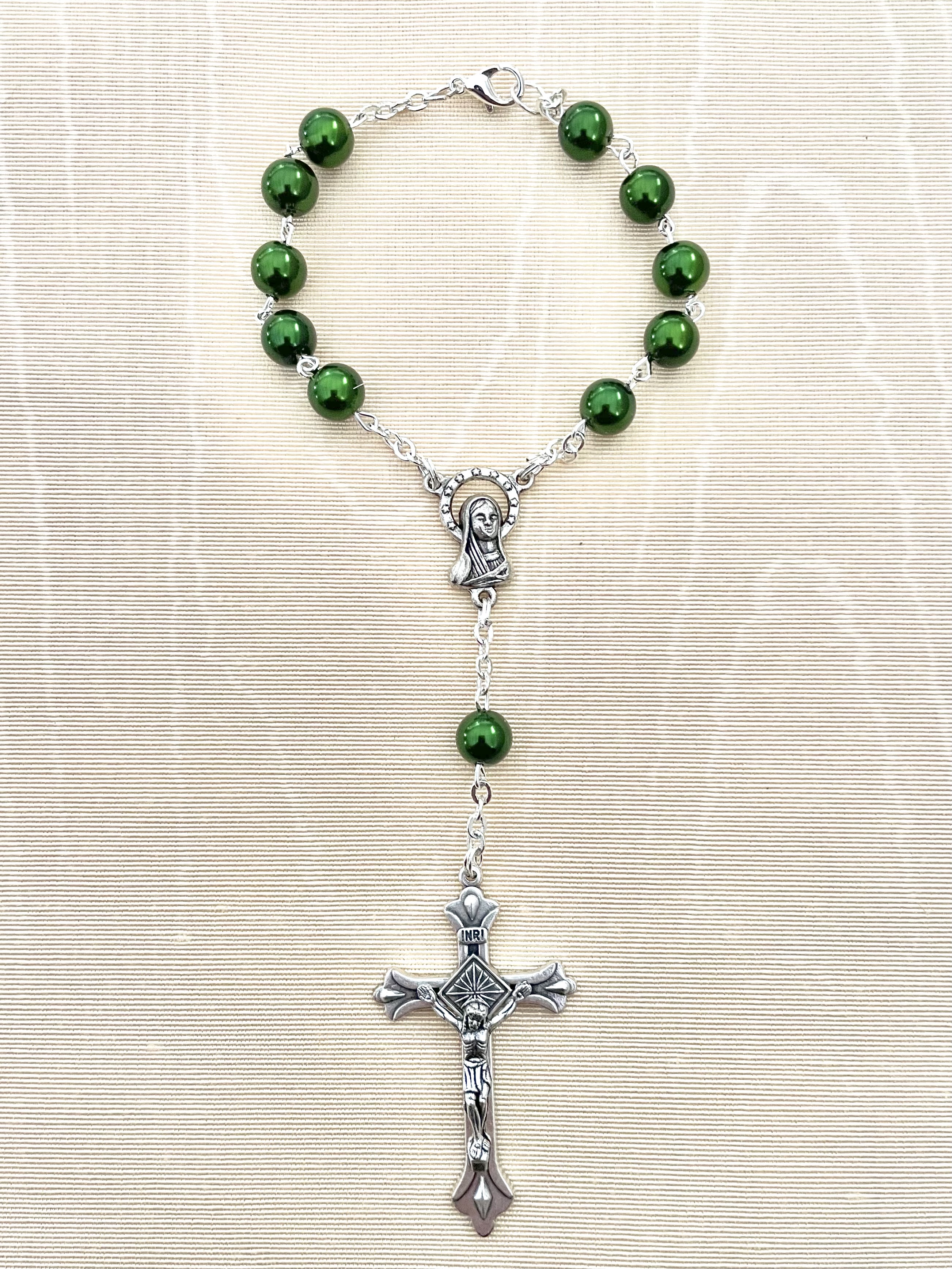 7mm Emerald Pearl Auto Rosary