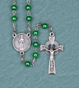 6 mm Irish Green Pearl Rosary