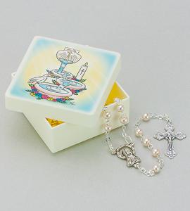 BAPTISM MOLDED BOX WITH PEARL ROSARY