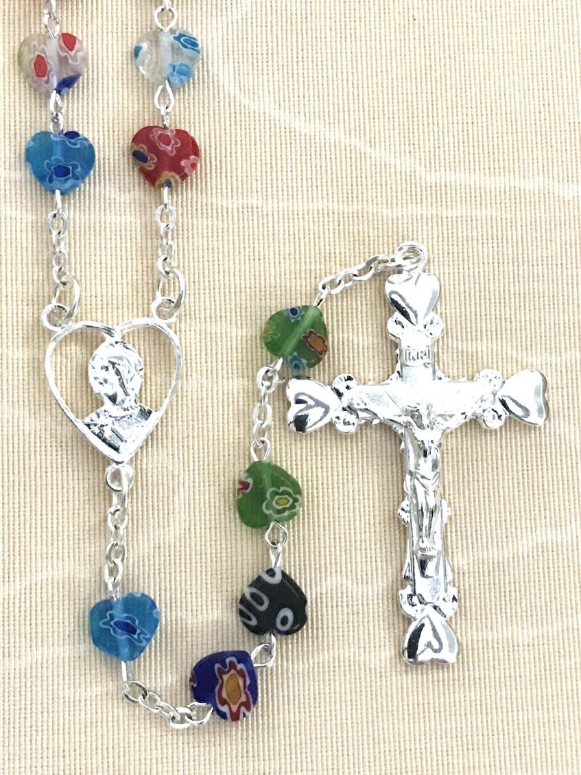 8x8mm MULTI COLORED HEART SHAPED GLASS ROSARY WITH STERLING SILVER PLATED CRUCIFIX AND CENTER GIFT BOXED