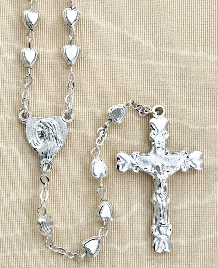 6x6mm HEART SHAPED SILVER ROSARY WITH STERLING SILVER PLATED CRUCIFIX AND CENTER GIFT BOXED