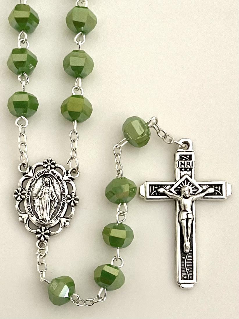 8x7mm TIN CUT EMERALD ROSARY WITH SILVER OXIDIZED CRUCIFIX AND CENTER GIFT BOXED 