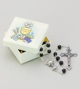 COMMUNION MOLDED BOX WITH BLACK ROSARY