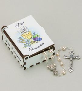 COMMUNION WOOD BOX WITH PEARL ROSARY