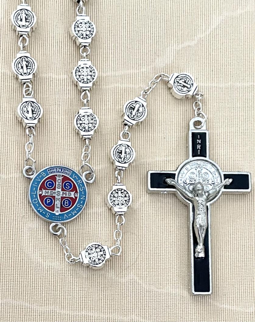 8X9MM ST. BENEDICT MEDAL ROSARY FEAURING EPOXY FINISH ON CRUCIFIX AND CENTERPIECE. GIFT BOXED WITH PRAYER CARD.