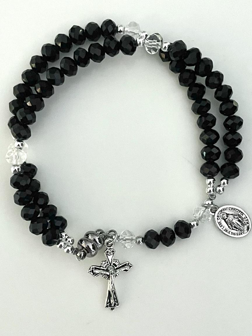 59 BEAD 6X4mm JET TIN CUT ROSARY BRACELET 59 BEAD 6X4mm JET TIN CUT ROSARY BRACELET