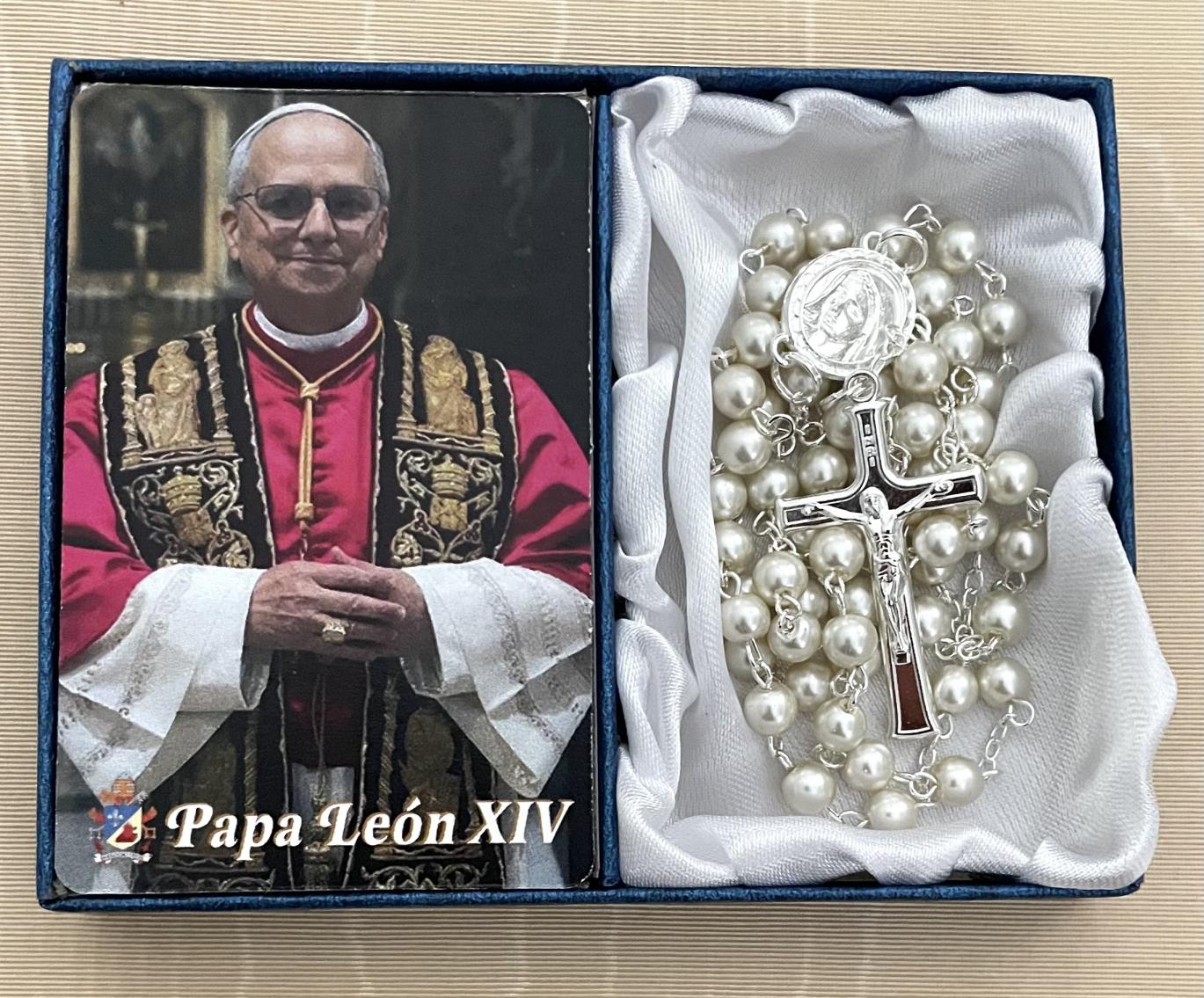 Leo XIV Women's Rosary with Spanish Prayer Card in Gift Box